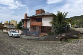 Casa Praia Brava Florianópolis.